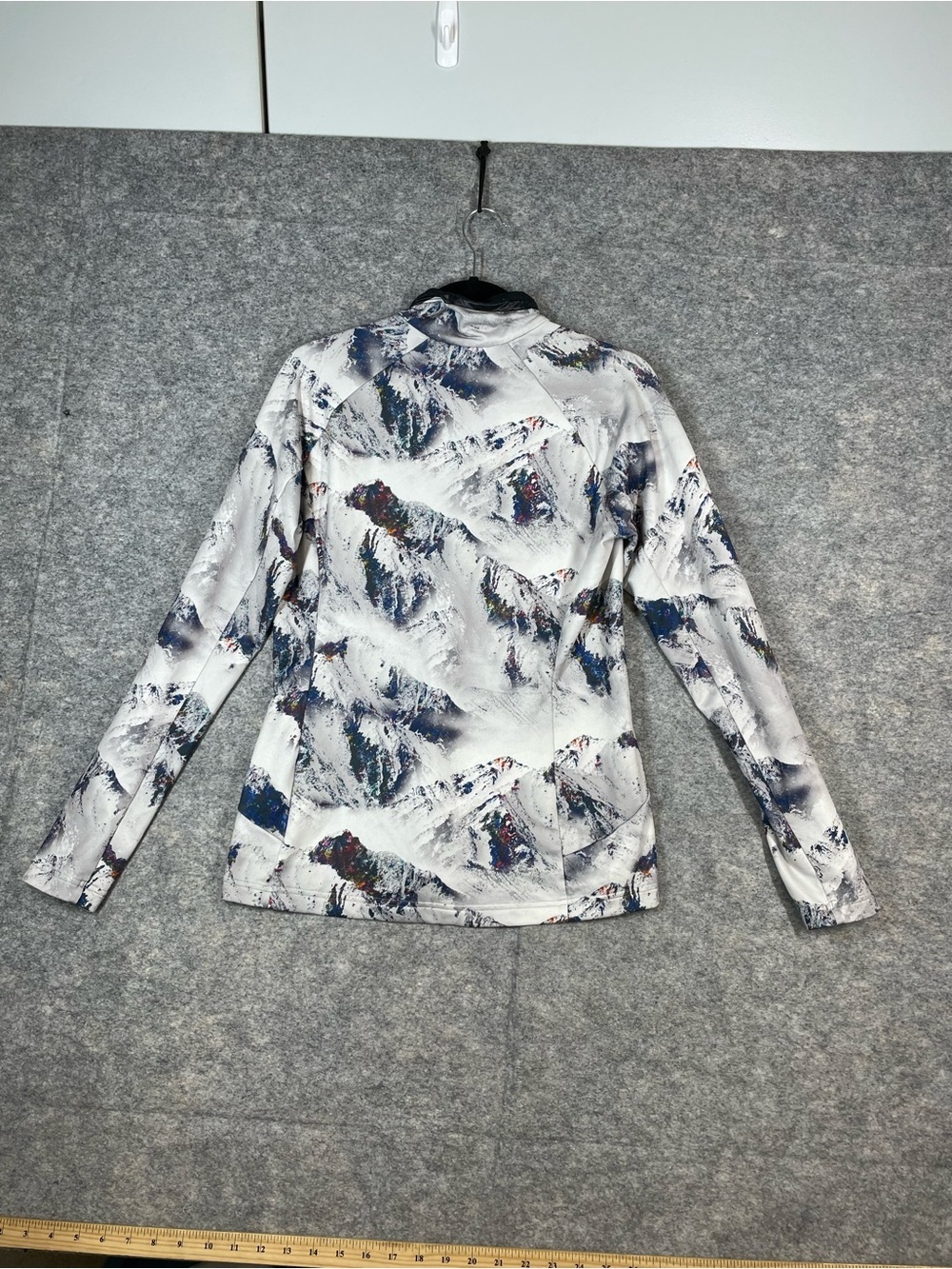 Mountain Force Ski Base Layer Top Mountain Print White Large Winter Sport Cozy - Picture 10 of 12